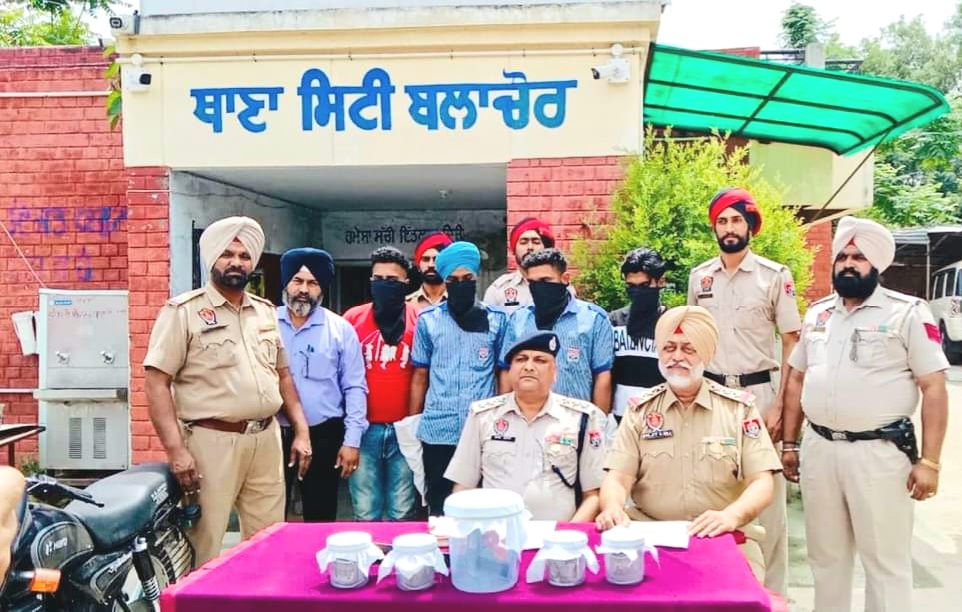 चामुंडा फिलिंग स्टेशन पर डकैती के आरोपी को ब्लाचौर पुलिस ने रातोंरात गिरफ्तार कर लिया